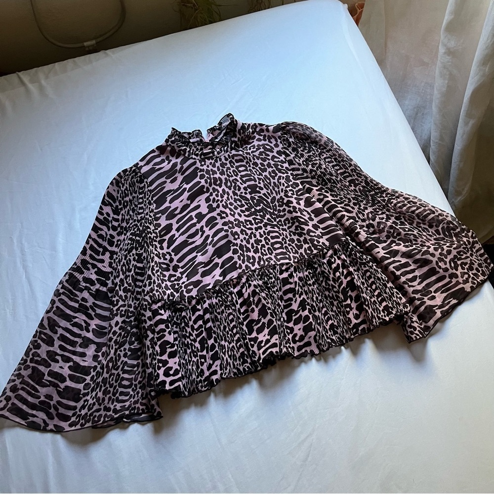 GANNI pink leopard animal print ruffle collar‎ peplum long bell sleeve blouse